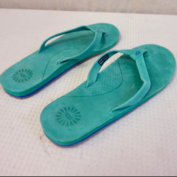 ugg kayla flip flops